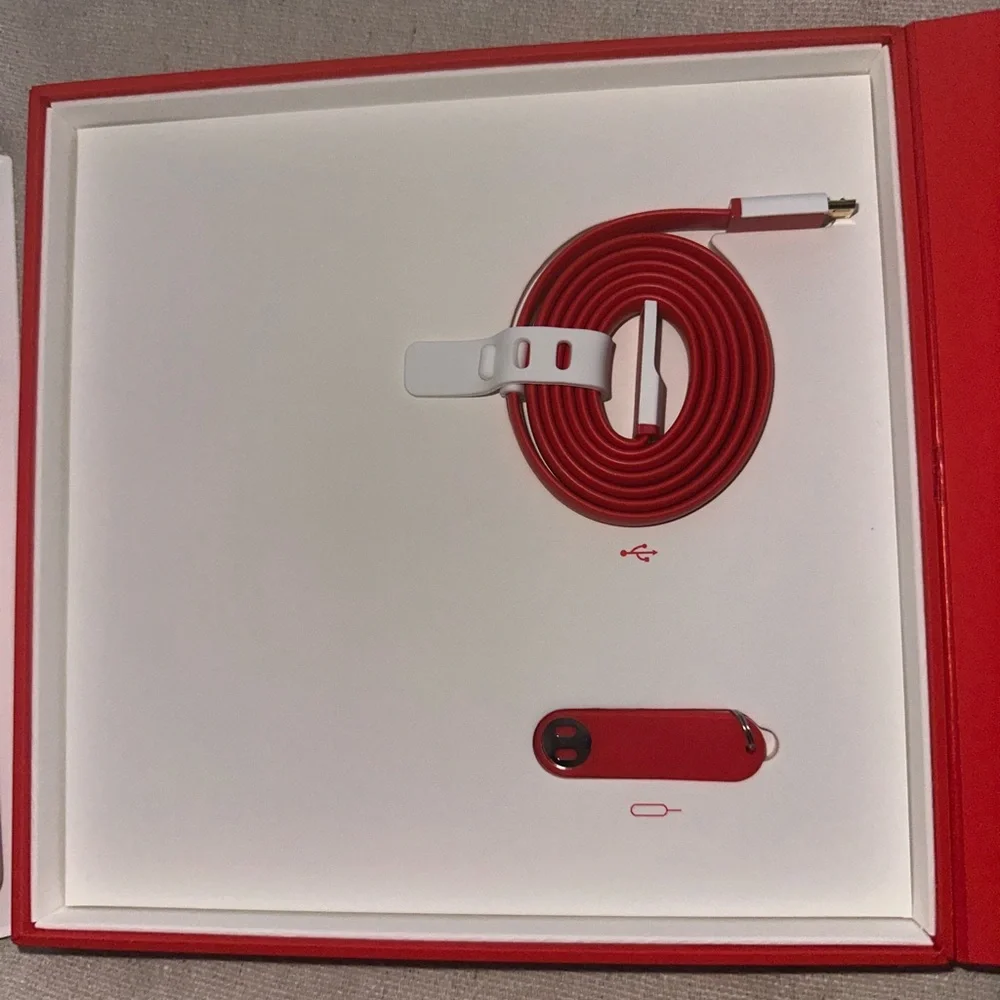 Discontinued The OnePlus One (A0001) - 64GB (collectors item).
